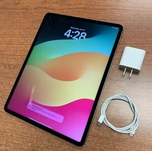 iPad pro 5th Generation 12.9 inch